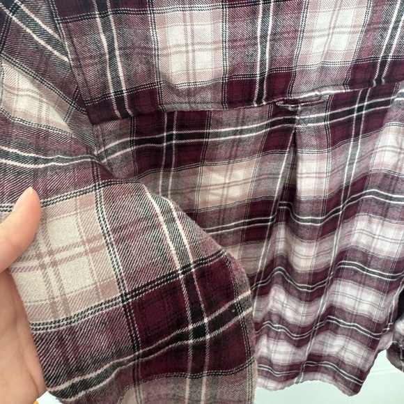 American Eagle Pink Boyfriend Fit Flannel - Picture 5 of 6